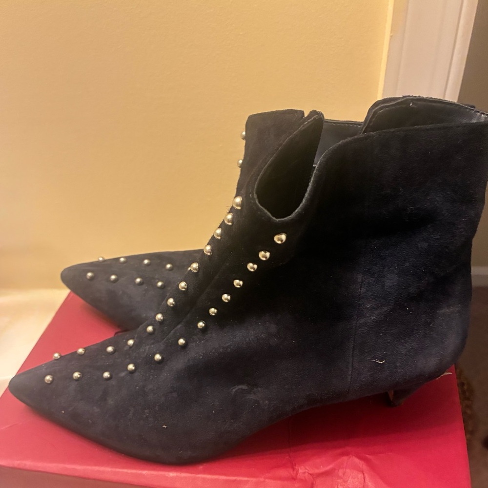 Nine West Black Pointed Toe Studded Ankle Booties
